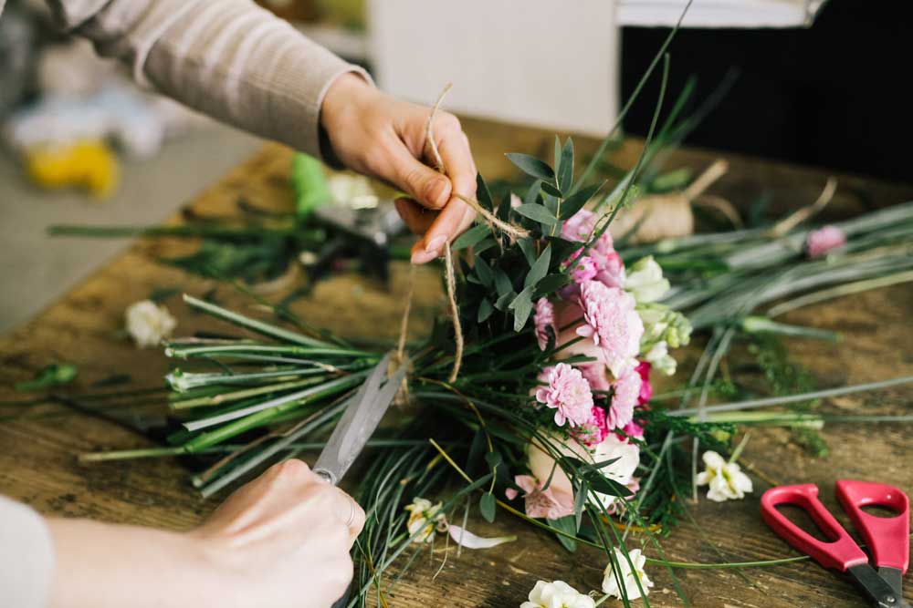 Trabajamos con flores naturales, artificiales y secas